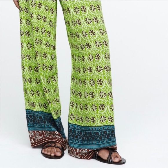 NWT Zara Loose Leg Printed Boho Pants - Picture 2 of 6